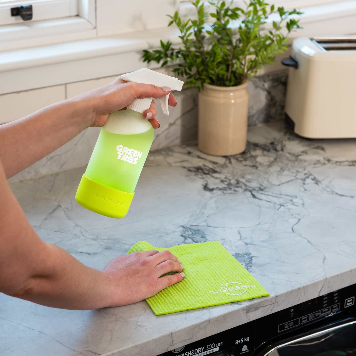 Plant-Powered Multipurpose Cleaner GreenTabs™ – Plastic-Free, Vegan & Eco-Friendly Starter Kit