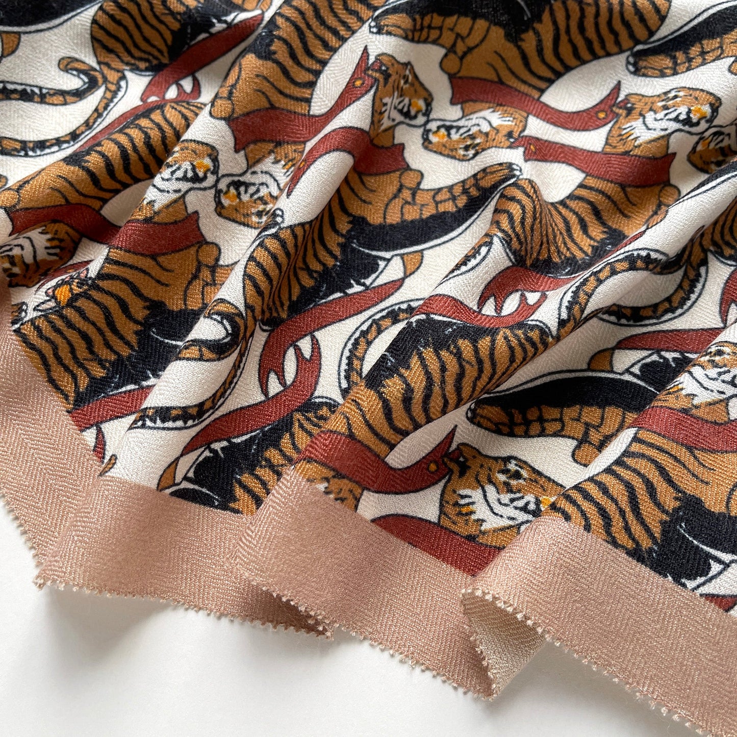 Tiger Reverie Cashmere Scarf - Unisex Luxury Silk Blended Scarf