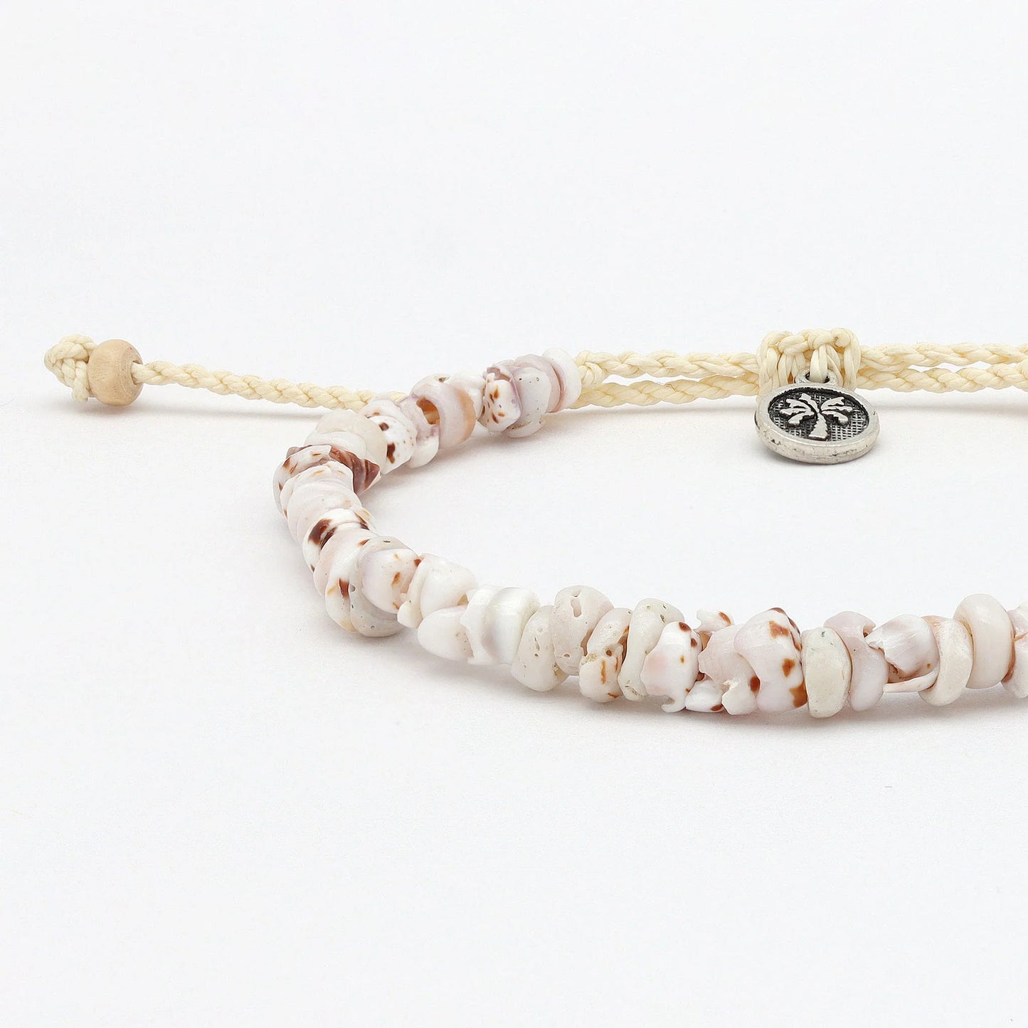 Enu Island Shell Bracelet
