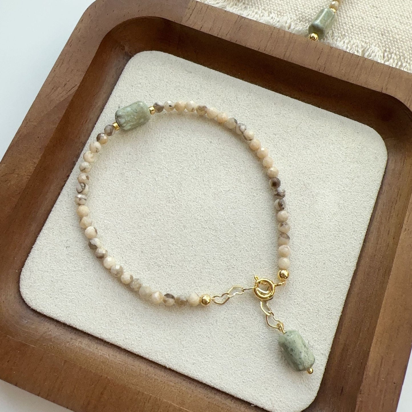 Jekira Green Gemstone Jewelry Set