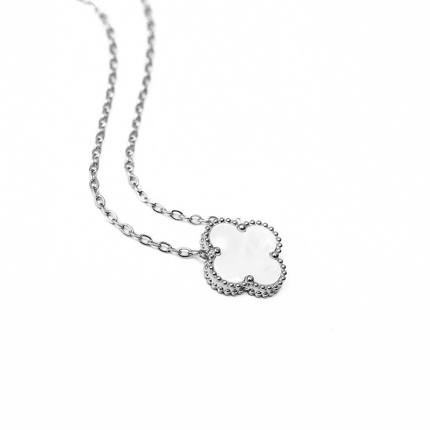 Silver Single Clover Necklace (White)