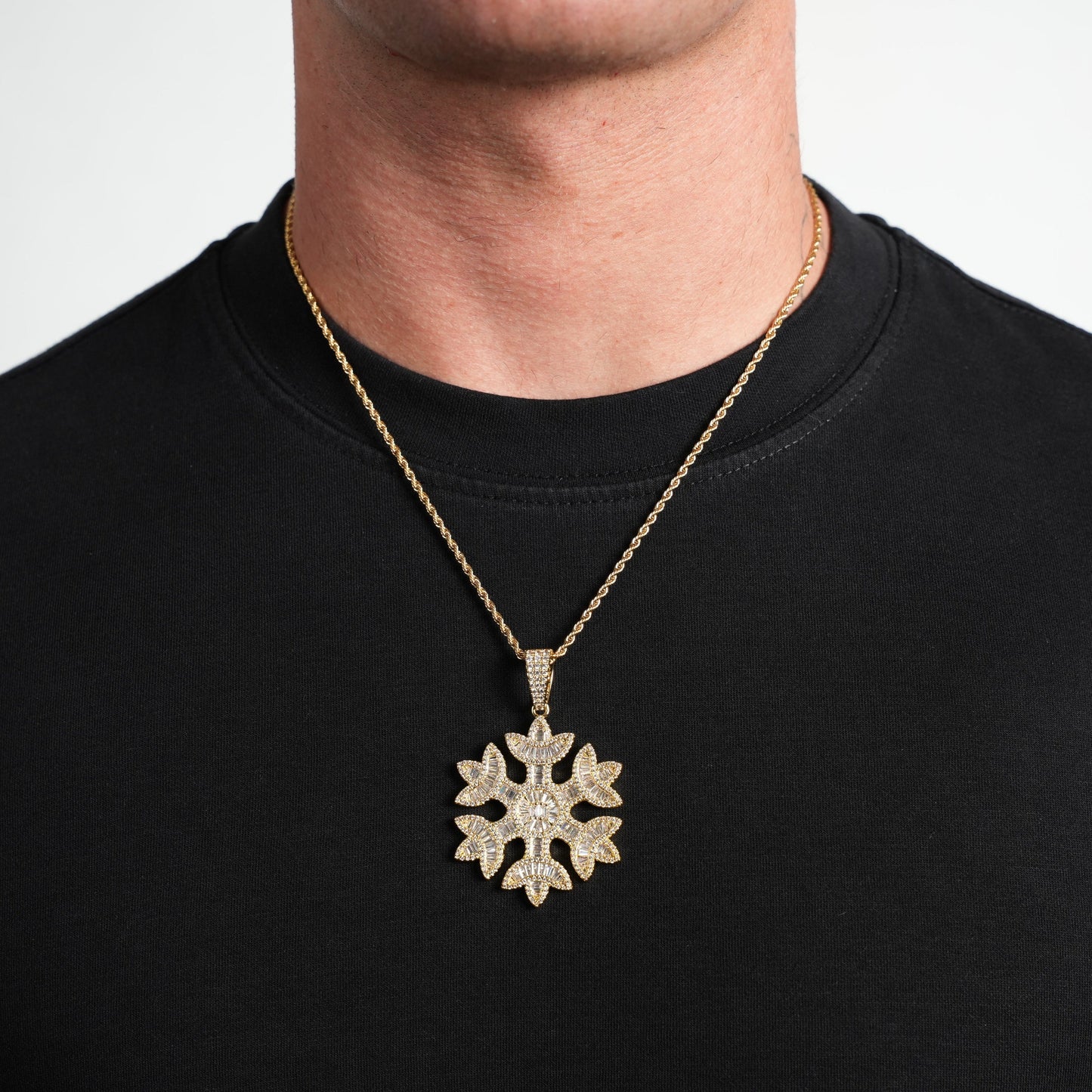 Iced Snowflake Pendant (Gold)