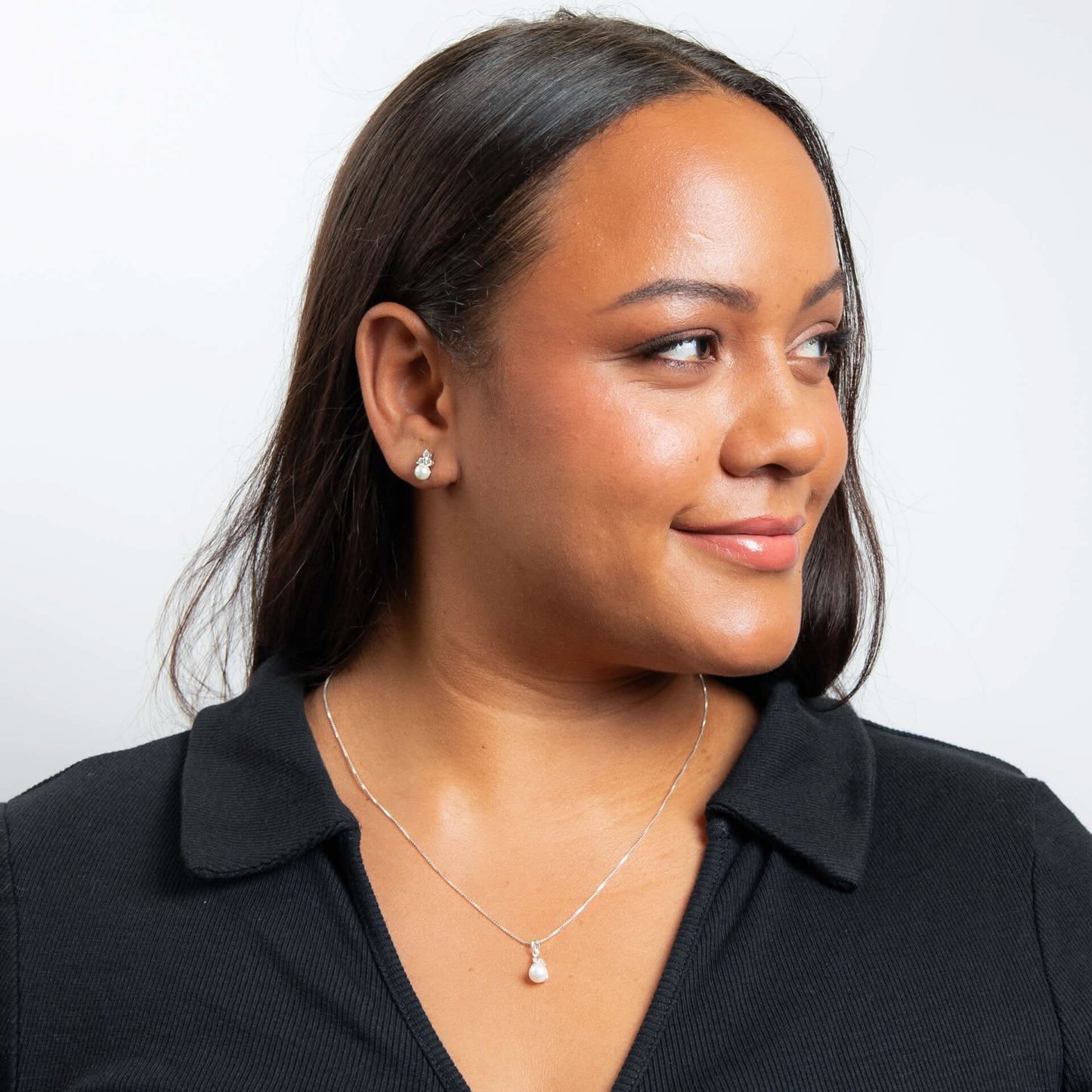 Beginnings Sterling Silver Cubic Zirconia and White Shell Pearl White Earrings E6497W