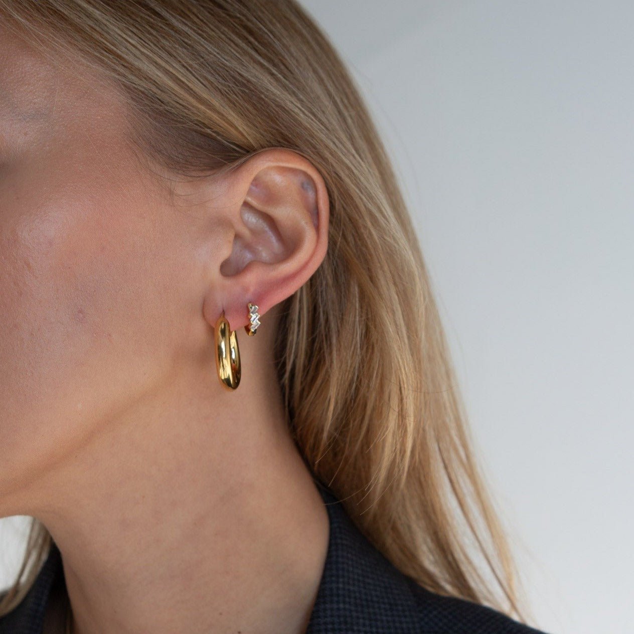 Demi Hoops