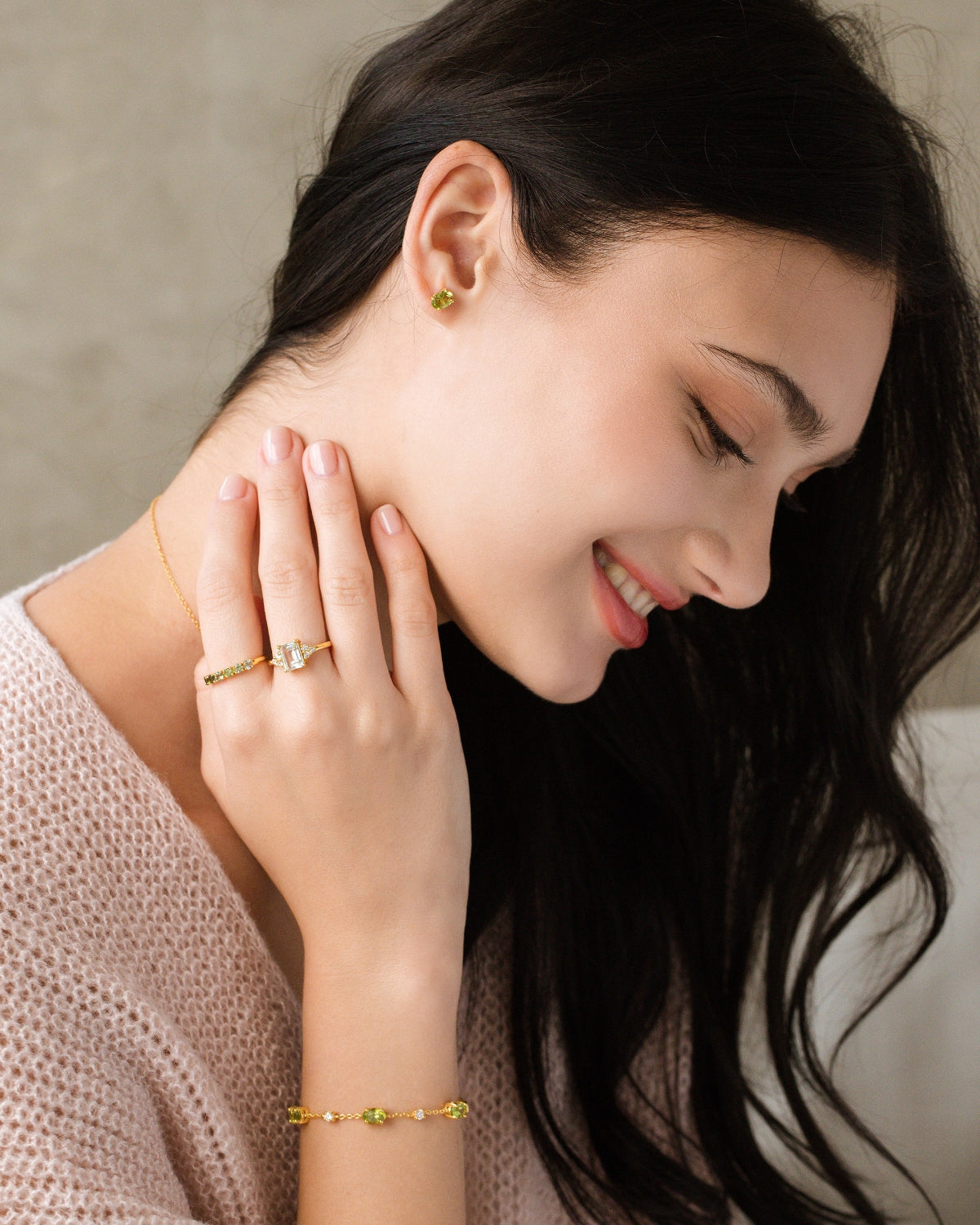 Peridot Oval Stud Earrings in 18k Gold Vermeil