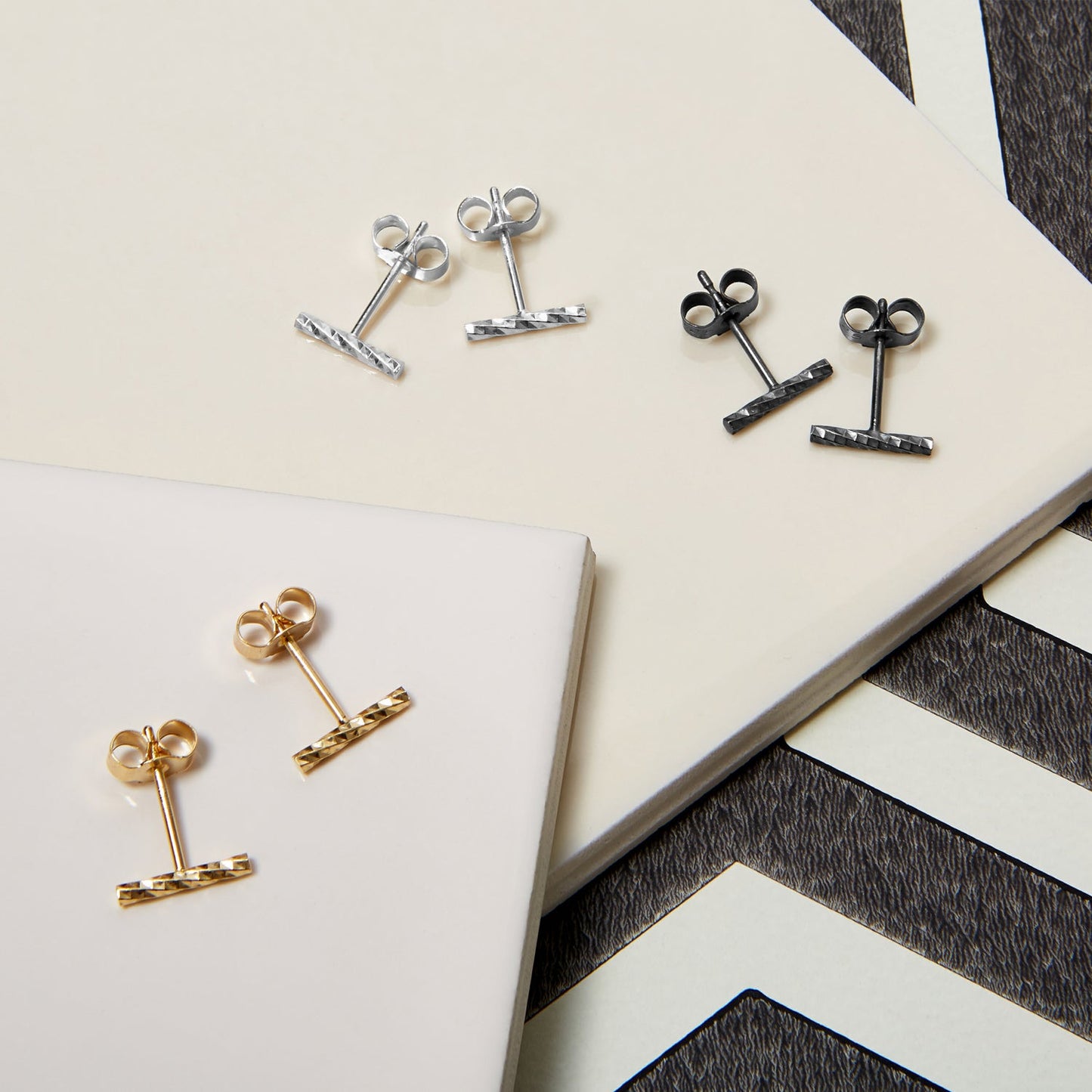 Faceted Bar Stud Earrings - Gold