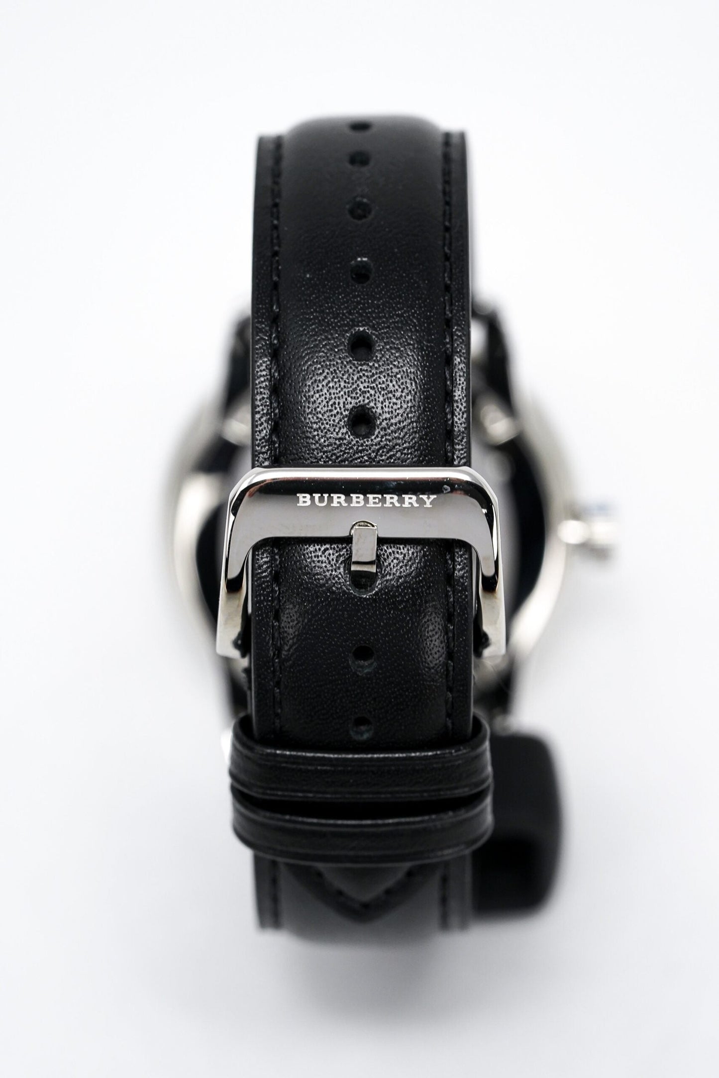 Burberry Mens Watch The Classic Horseferry Bu10000