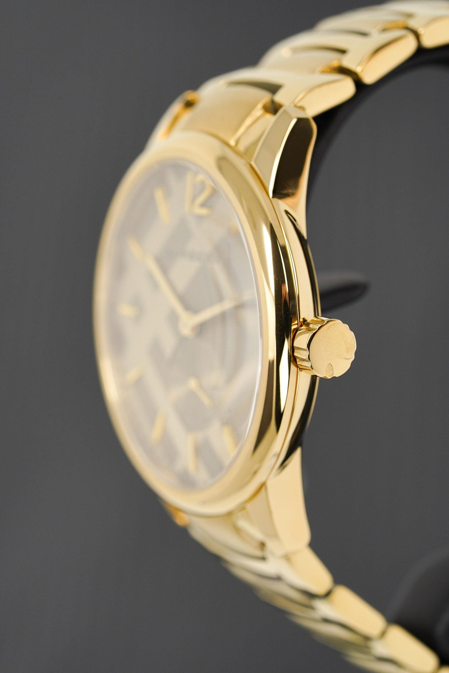 Burberry Mens Watch The Classic Yellow Gold Bu10006