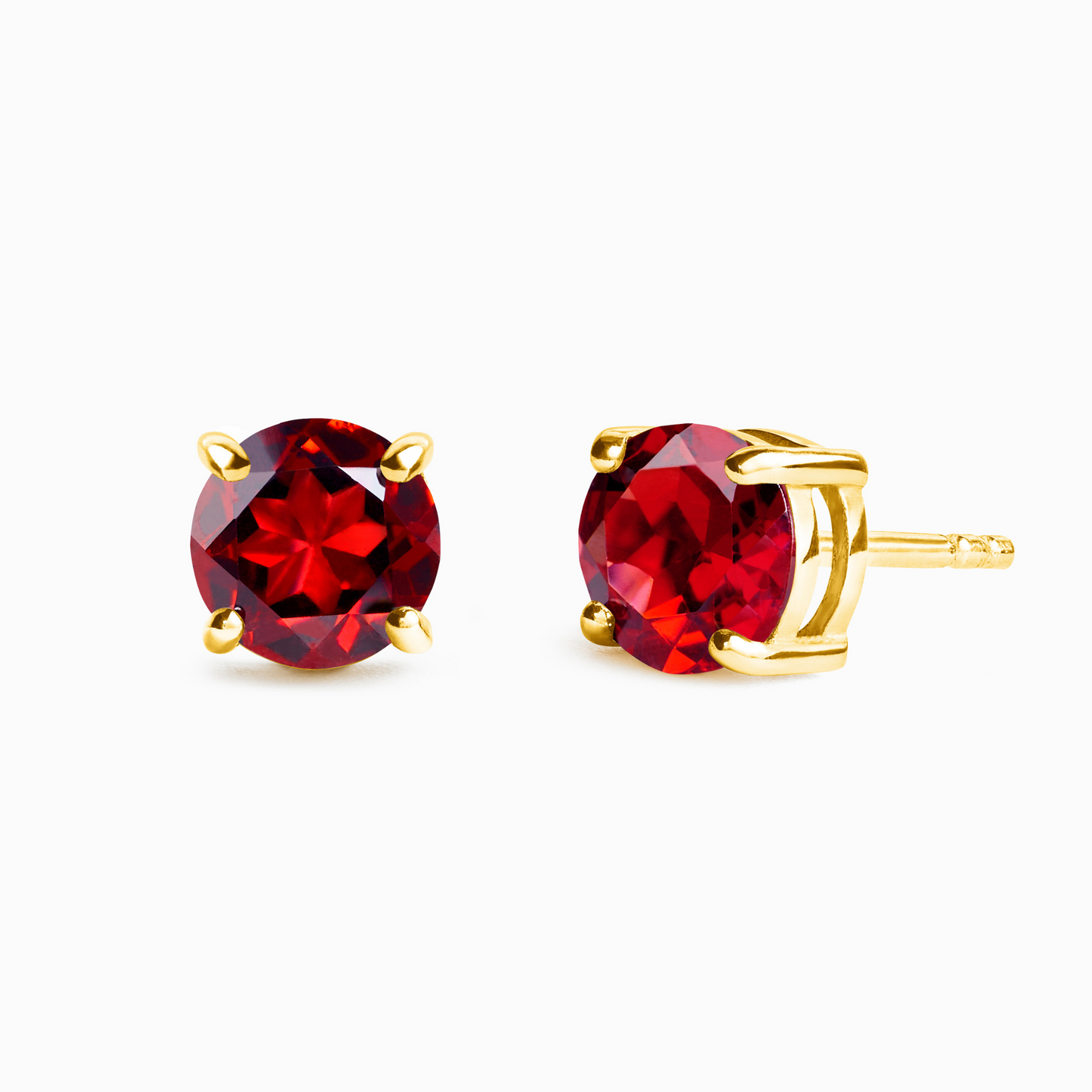 Garnet Round Stud Earrings 6 mm in 18k Gold Vermeil