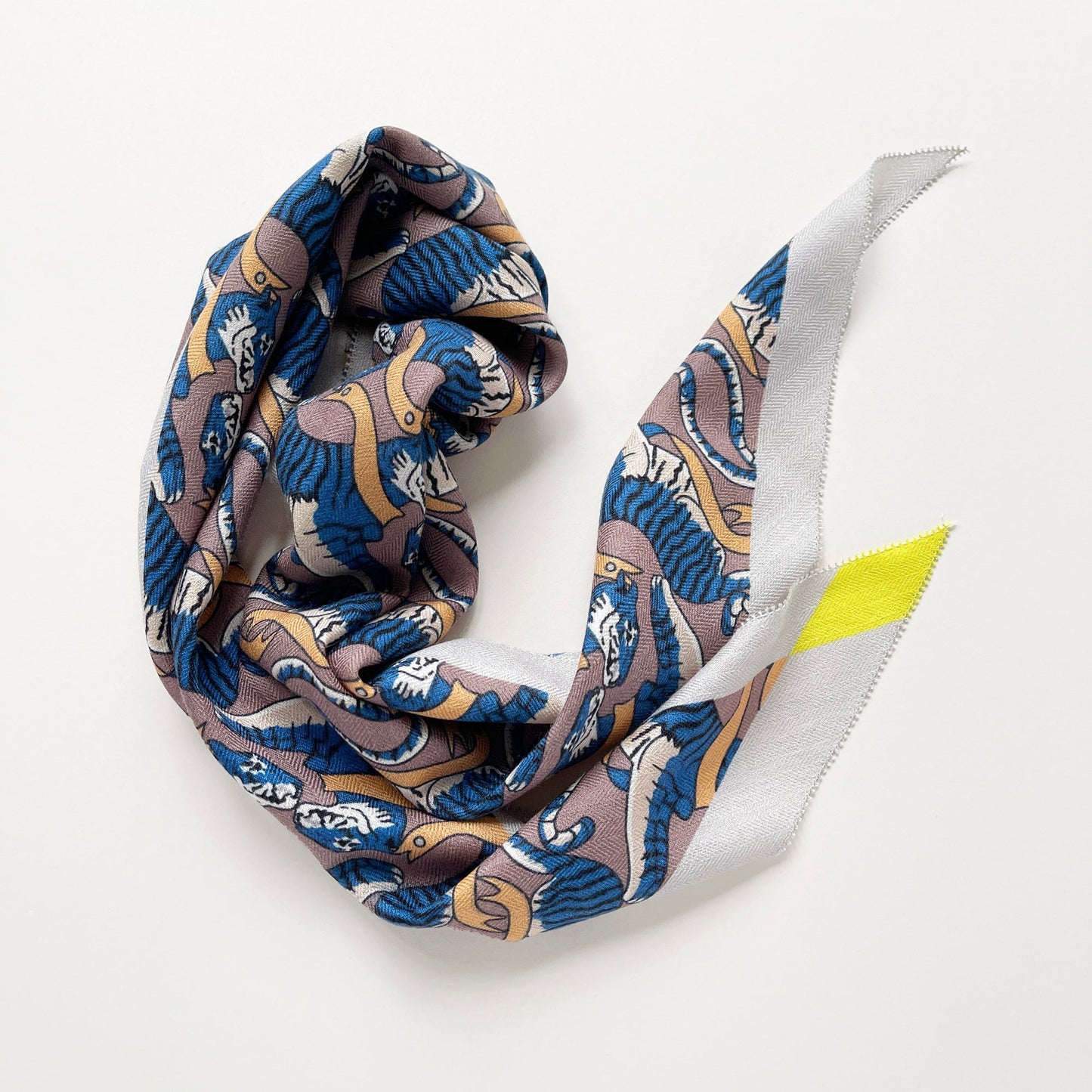 Tiger Reverie Cashmere Scarf - Unisex Luxury Silk Blended Scarf