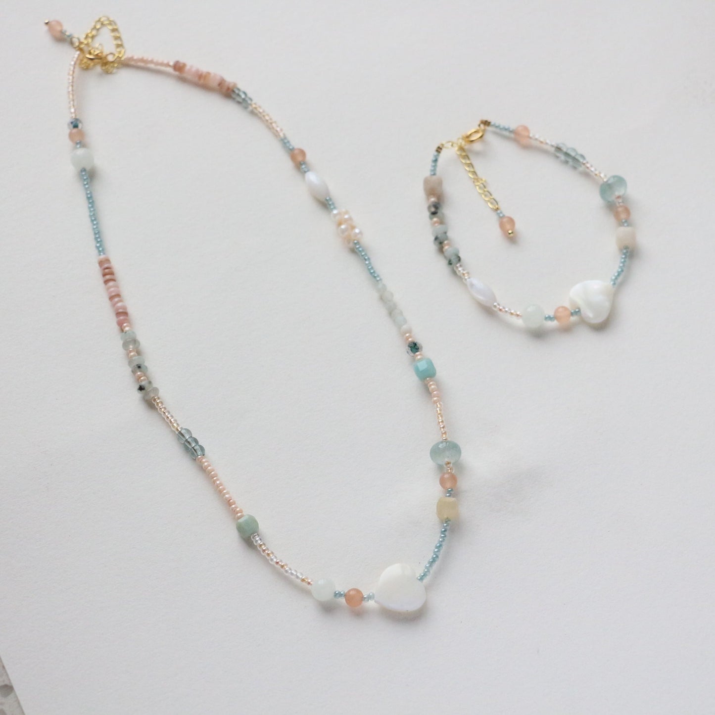 JEKIRA Creamy Pastel Shell & Seed Bead Set