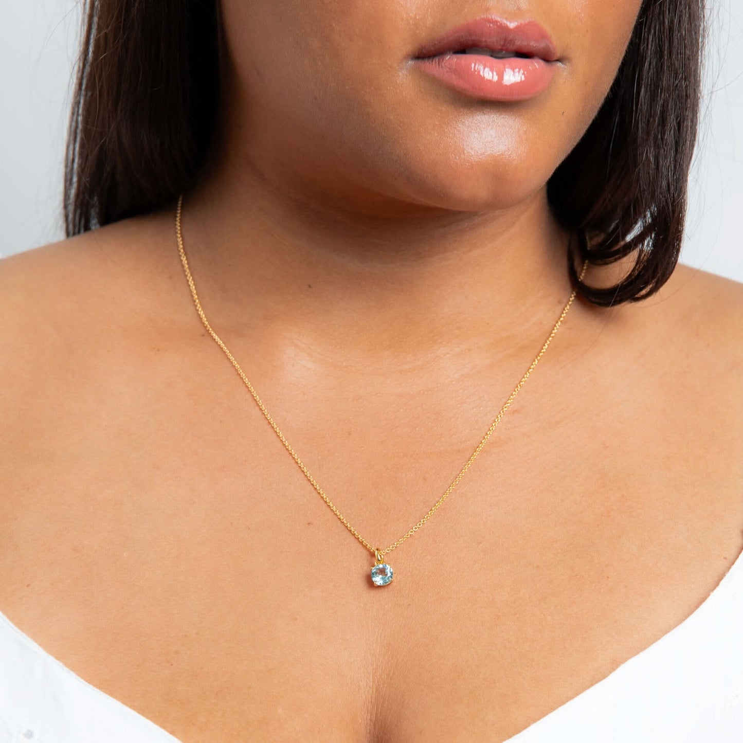 Beginnings Sterling Silver Blue Topaz Blue Pendant P5458T