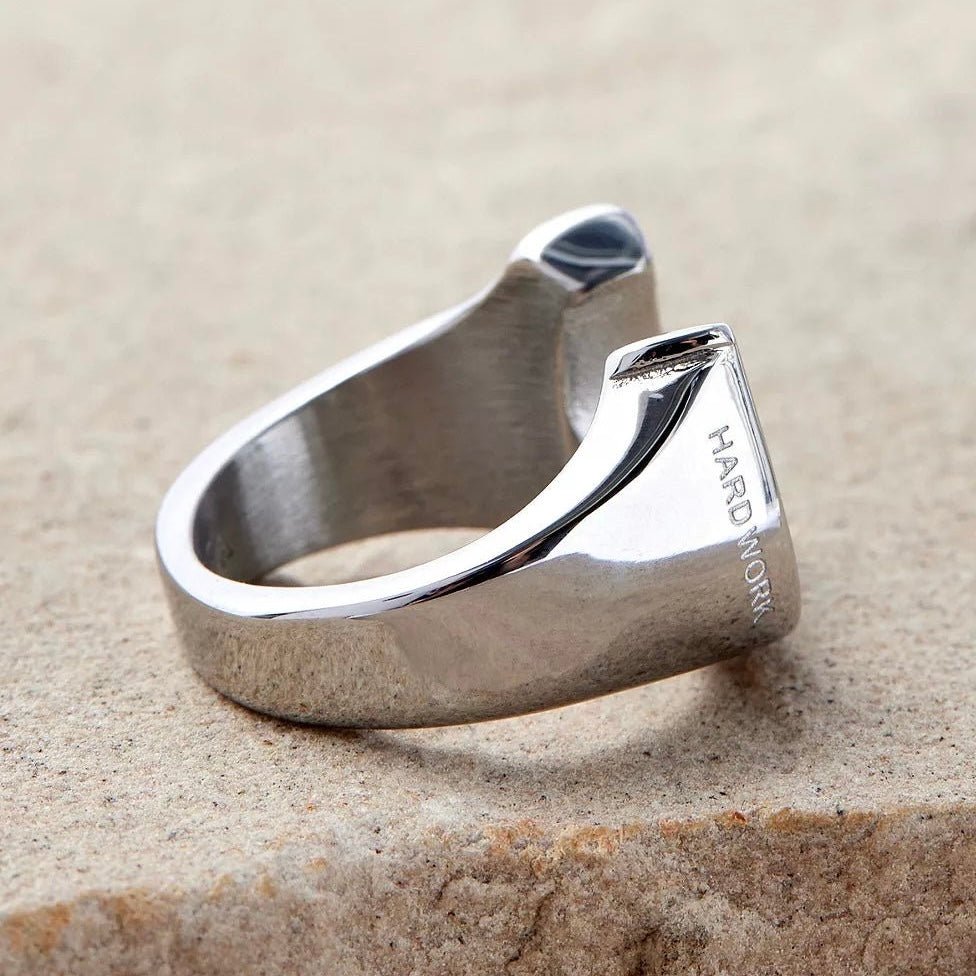 Hennessy Ring