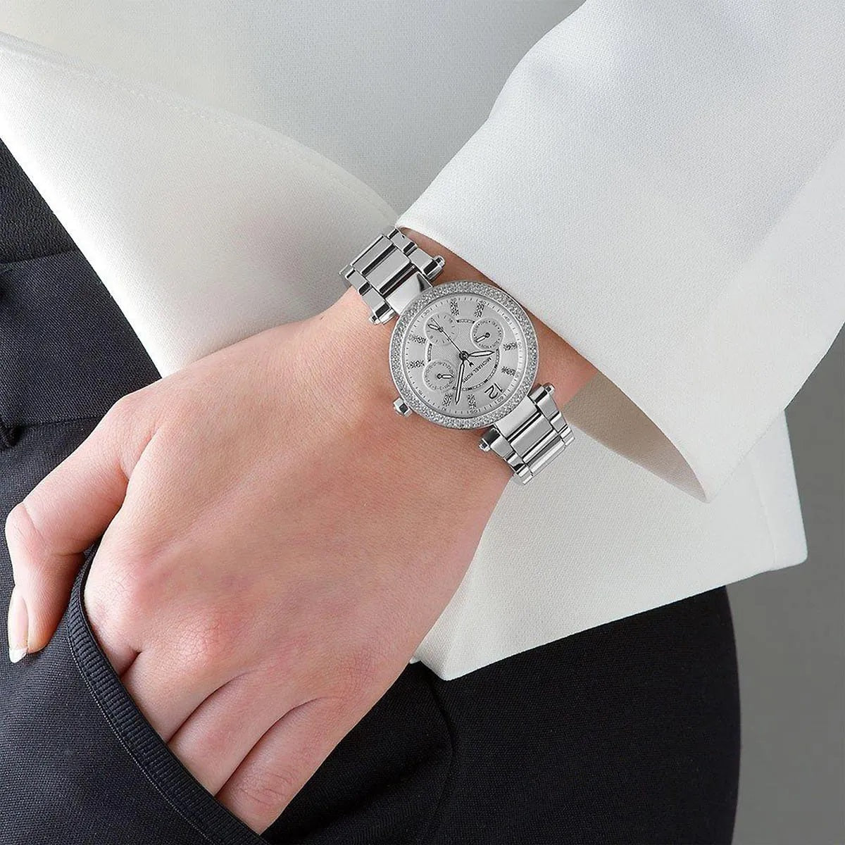 Michael Kors Women’s Watch Stainless Steel Silver Strap With Silver Dial MK5615