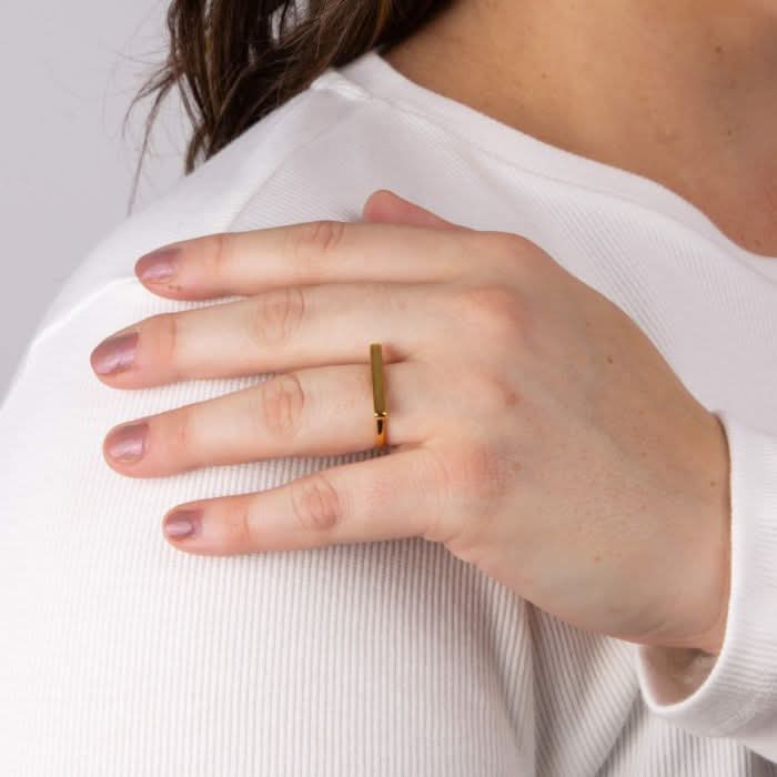 Gold Plate Bar Elongated Ring R3821