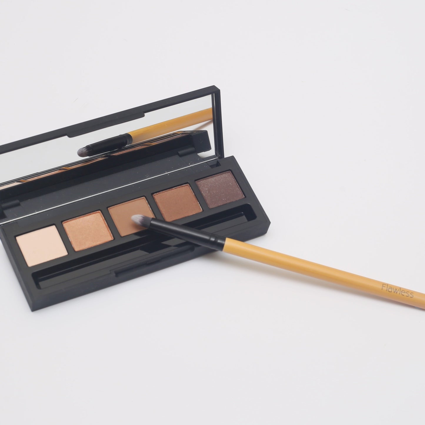 The Flawless Bamboo Smudge Brush-4